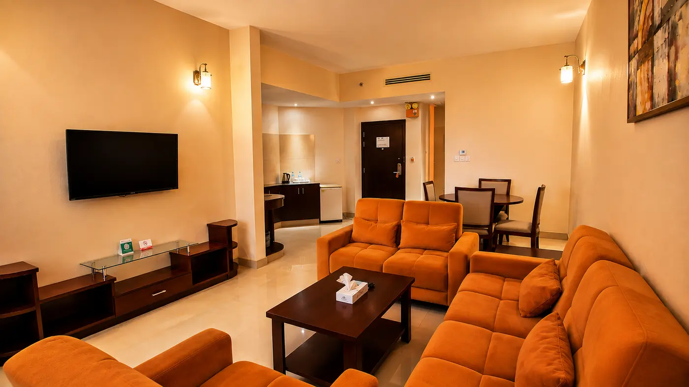 Executive Suite Sea View — image 3